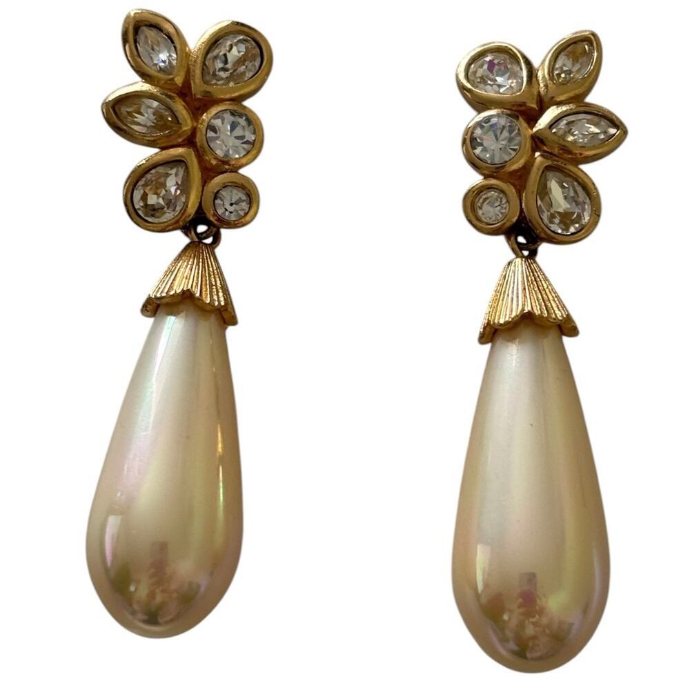 Christian Dior Signed Crystal Pearl Gold Tone Dangle Clip Earrings Crystal Vtg - Picture 1 of 14